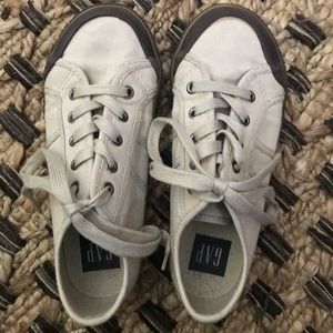 Boys GAP lightweight canvas sneakers size 2
